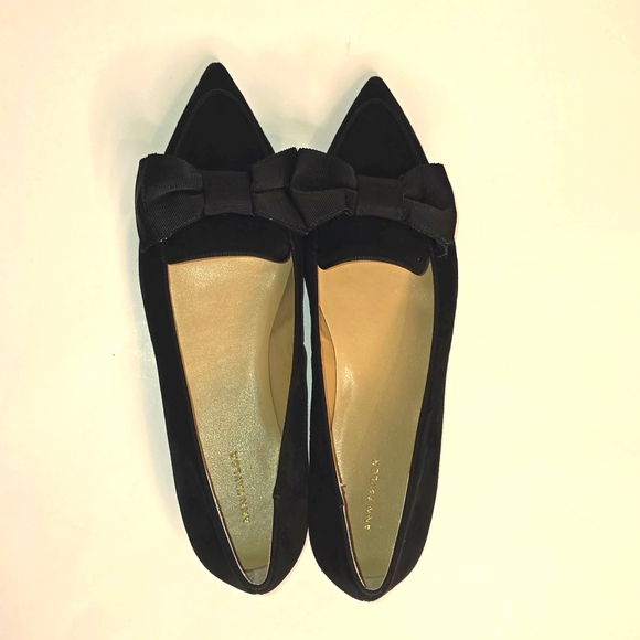 Ann Taylor Elegant Black Suede Bow Flats Size 9 - Picture 3 of 3